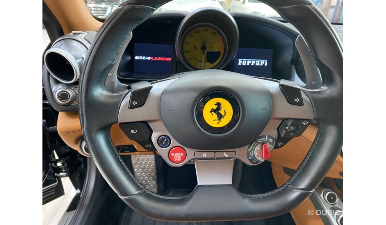 فيراري GTC4Lusso V12