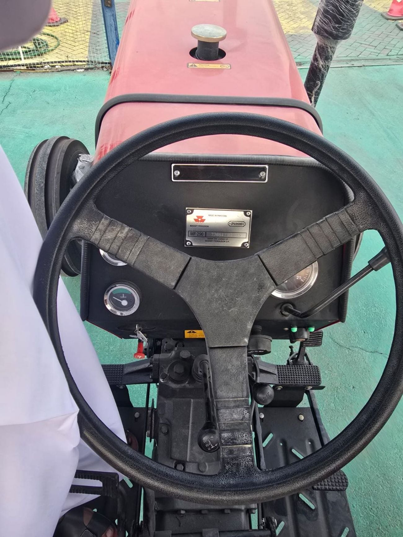 Massey Ferguson 290 MASSEY FERGUSON 290