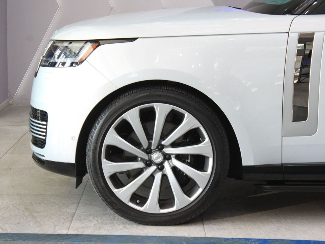 Land Rover Range Rover VOGUE SV | Special Edition