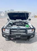 تويوتا لاند كروزر بيك آب Diesel 4.5 Liter Right Hand Drive Single Cab Manual Gear