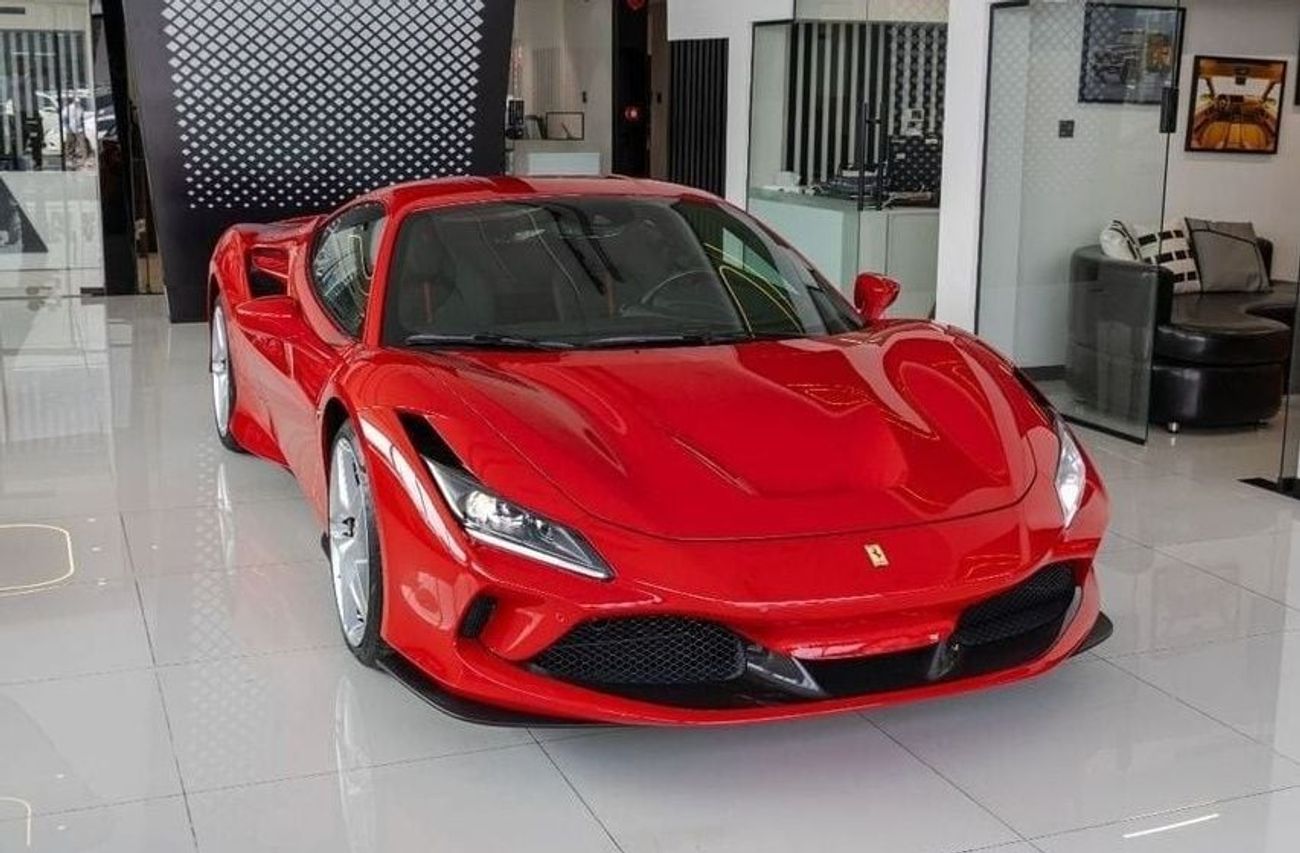 فيراري F8 تريبوتو 3.9T V8 Ferrari F8 Tributo 3.9L | Fully Carbon Fiber Interior and Exterior | 2021 | Agency Warranty
