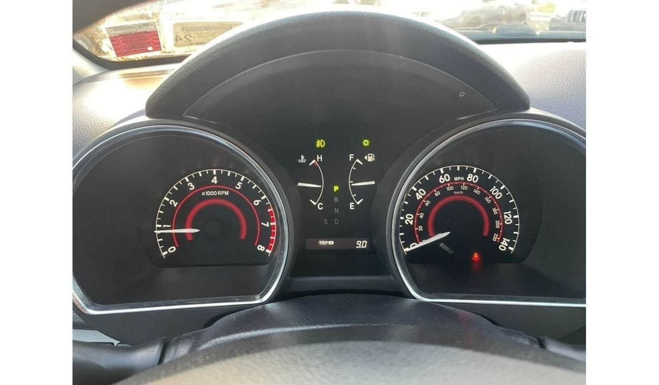 تويوتا هايلاندر 2013 Toyota Highlander MidOption+ 3.5L V6 - AWD 4x4 - Electric Seats - 7 Seater With Rear CAM - 90,0