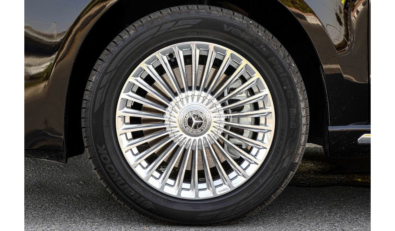 Mercedes-Benz V 250 2022 Mercedes Benz V250 2.0L VIP Edition | Export + Local Sales