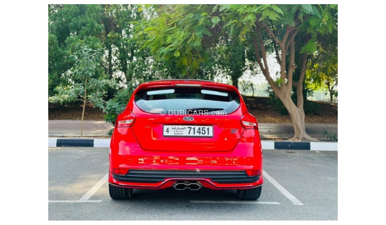 فورد فوكاس 2015 Ford Focus ST (3.5), 5dr Hatchback, 2L 4cyl Petrol, Manual, Front Wheel Drive