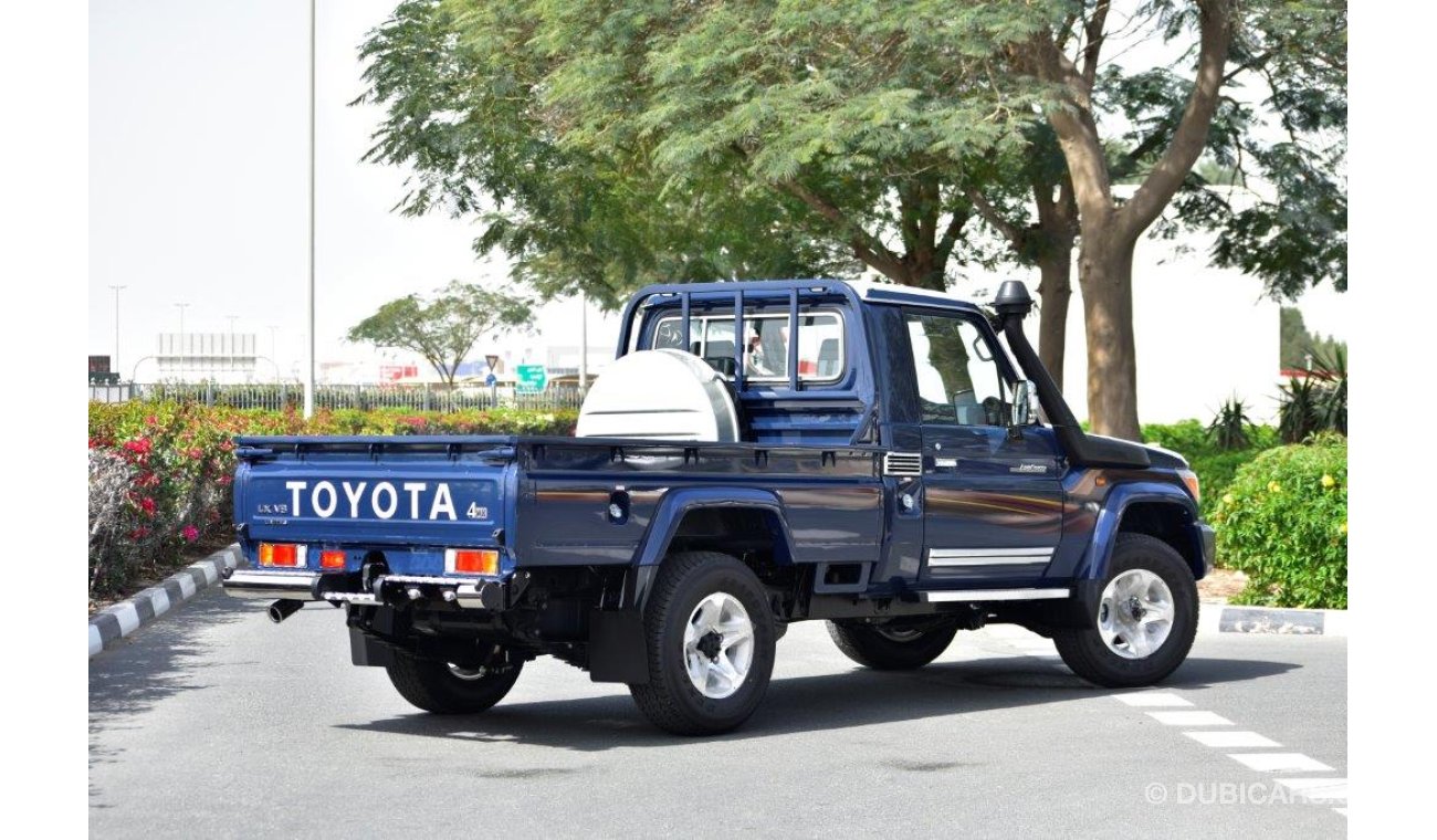 تويوتا لاند كروزر بيك آب 79 PICKUP LX LIMITED V8 4.5L TURBO DIESEL 4WD MANUAL