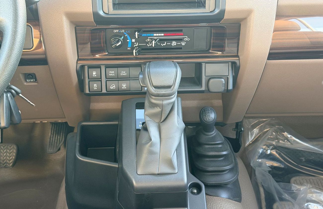 Toyota Land Cruiser LC78 Base V6 4WD Automatic GCC Specification