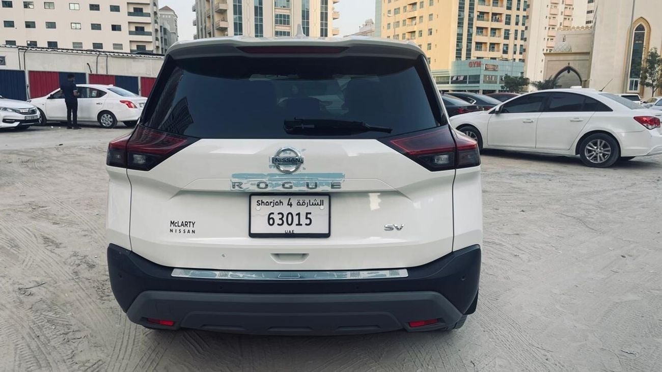 Nissan Rogue SV Mid Option