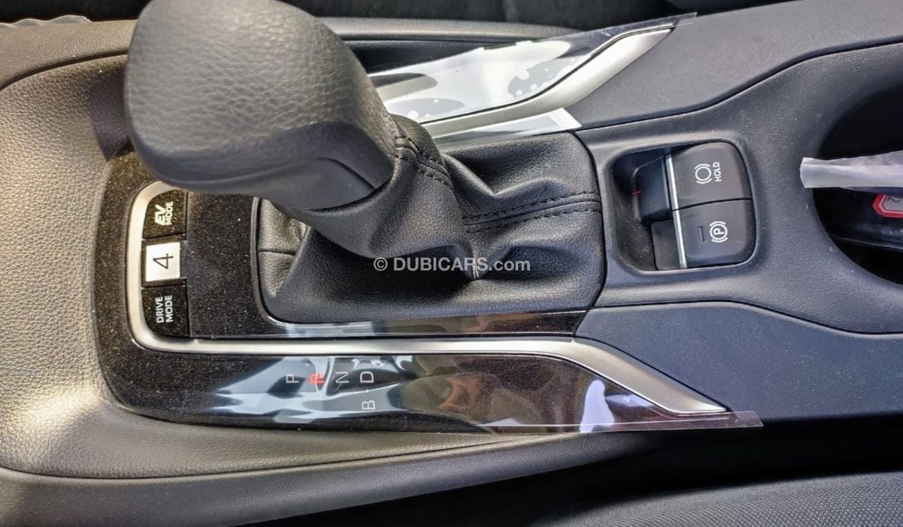 Toyota Corolla 2023 Hyprid 1.8L petrol 4X2 FWD White color