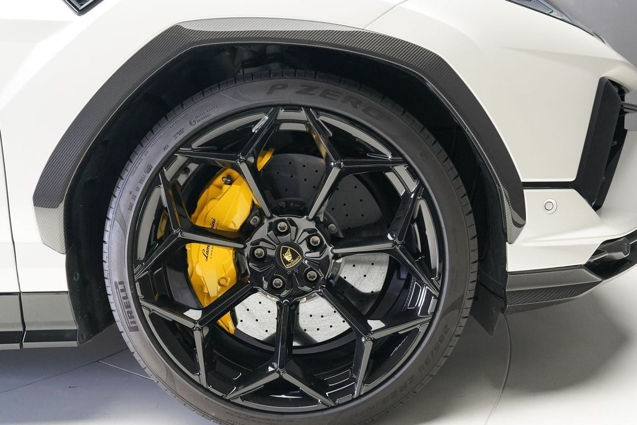 لامبورغيني اوروس VTI 4.0T V8 Performante