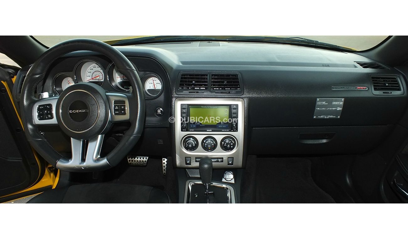 Dodge Challenger SRT YELLOW JACKET