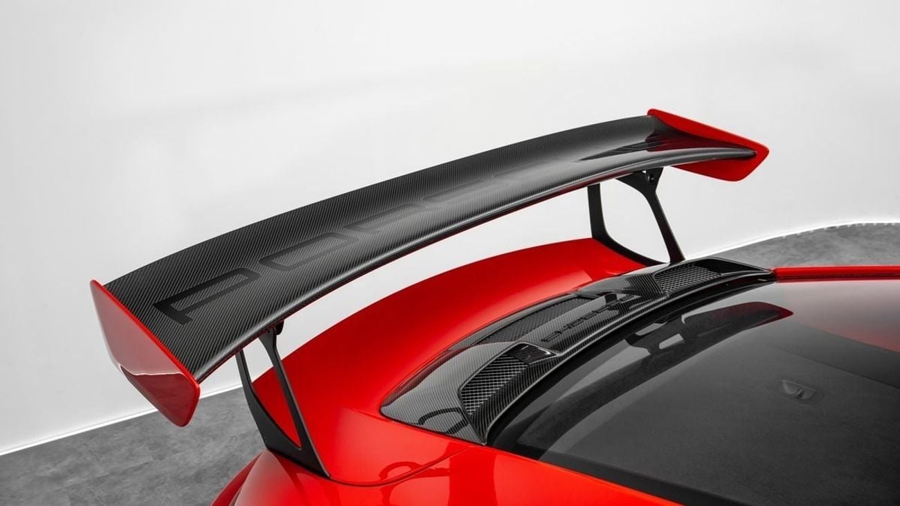 Porsche 911 - 2018 - GCC