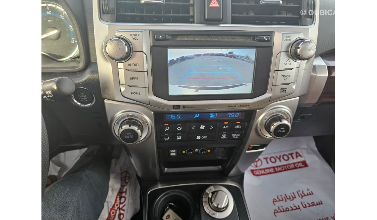 Toyota 4-Runner 2019 Model limited Addition Sunroof , Push button , 4x4 and 7 seater