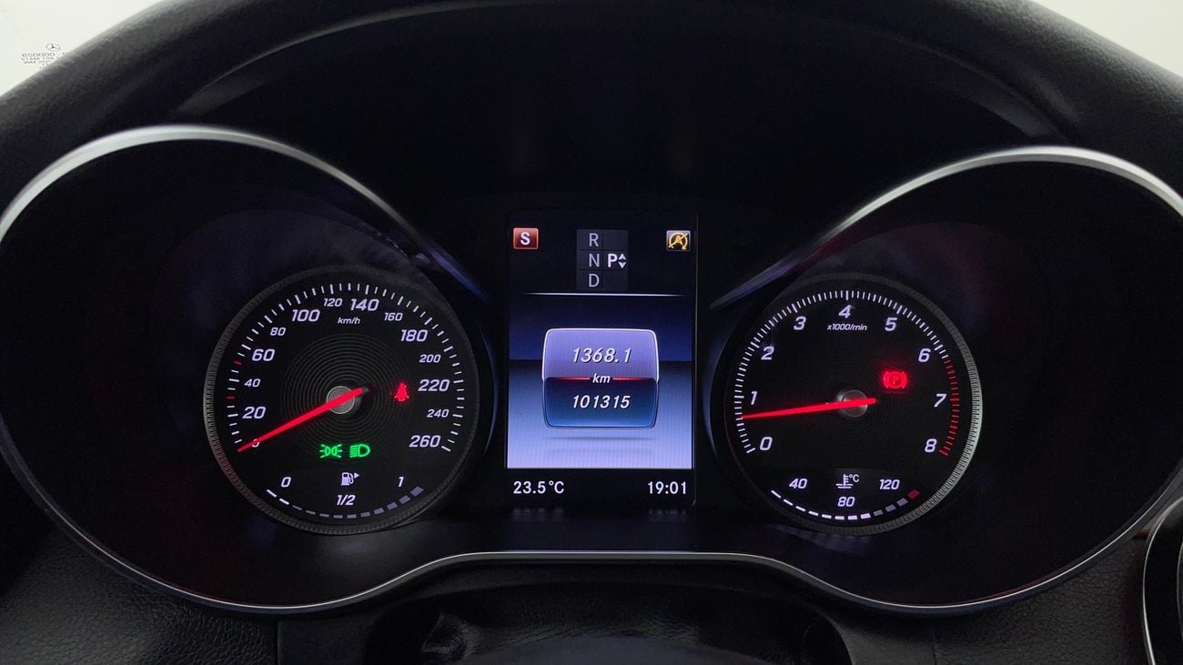 مرسيدس بنز C 200 AMG SPORT PACKAGE 2 | بدون دفعة مقدمة | اختبار القيادة في المنزل