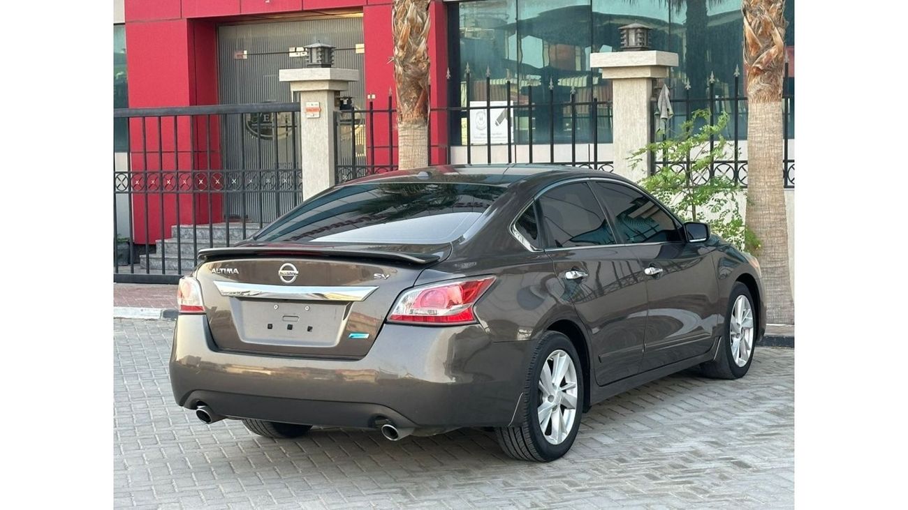 Nissan Altima SV