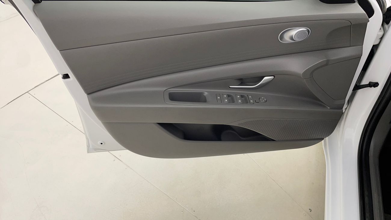 Hyundai Elantra SMART 1.6 | Zero Down Payment | Free Home Test Drive