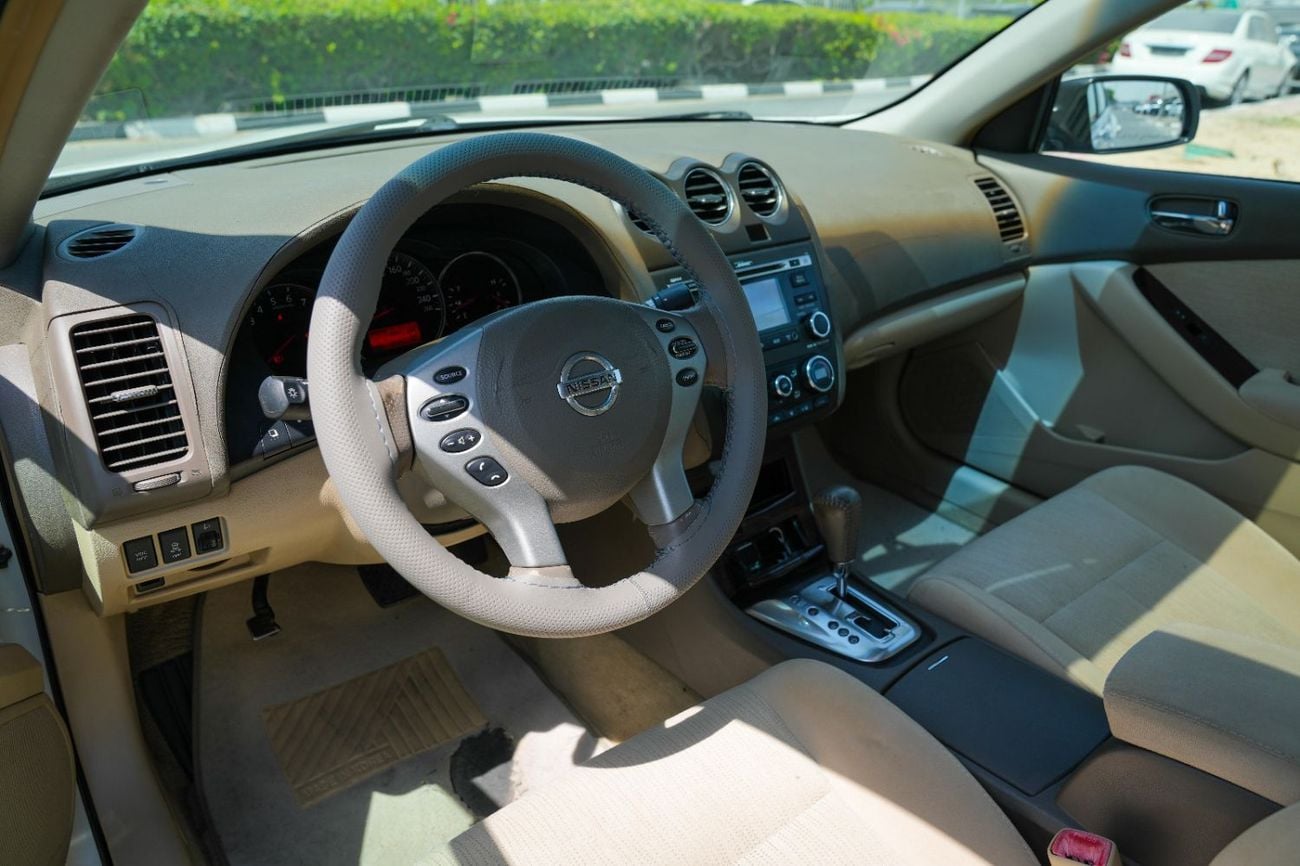 Nissan Altima S 2010 GCC SPECS