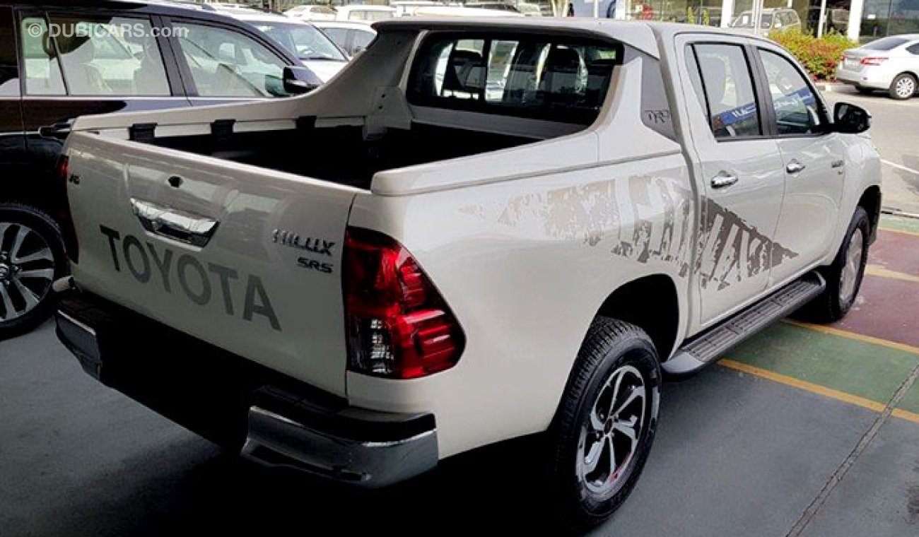 تويوتا هيلوكس HILUX 4.0 LTRS V6 TRD SPORTIVO