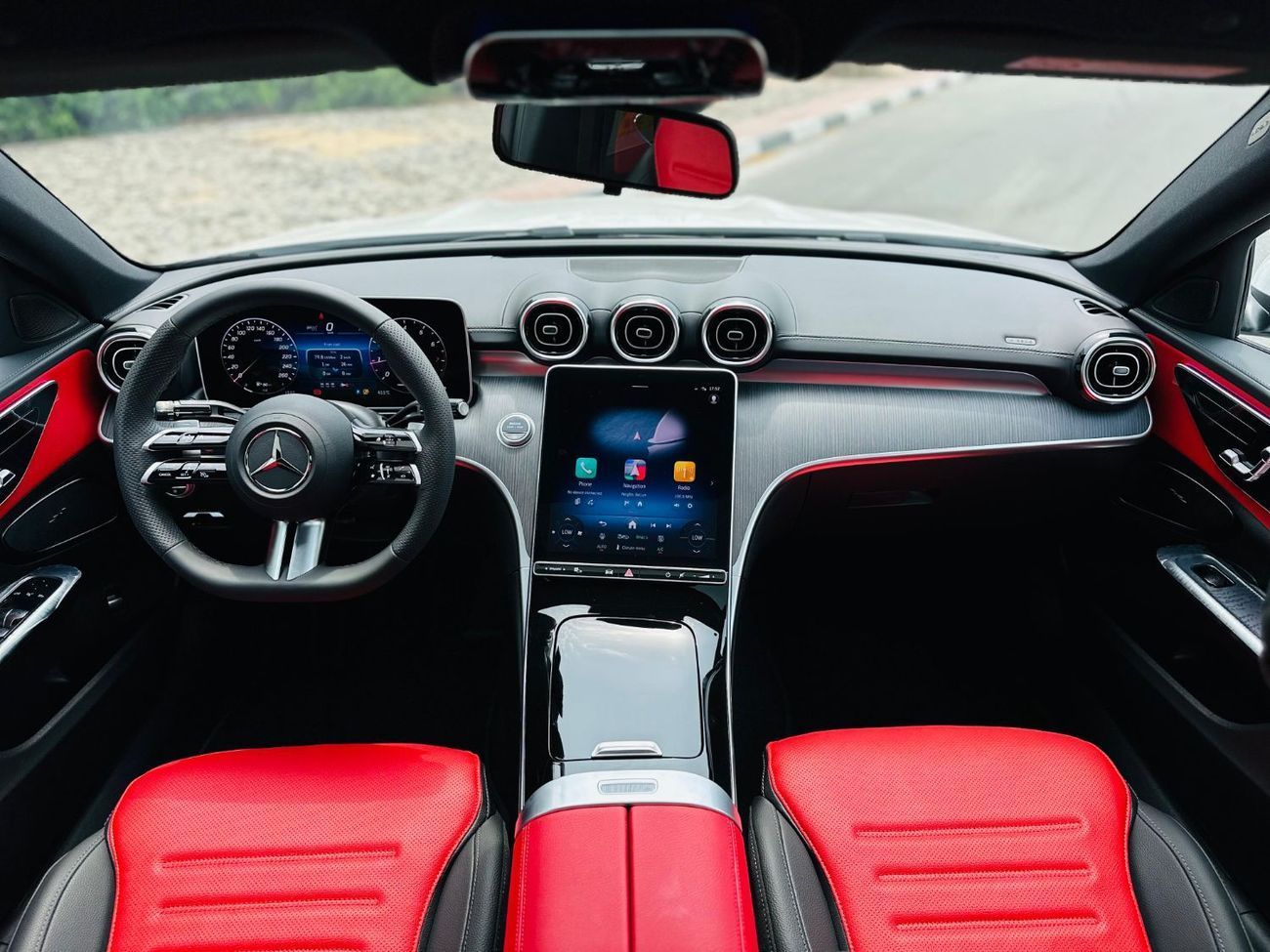 Mercedes-Benz C 200 MERCEDES C200L 2025 V4 1.5L TURBO