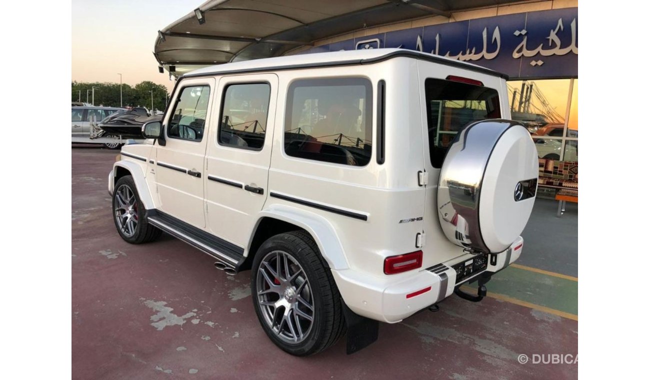 مرسيدس بنز G 63 AMG **2020** Fully Loaded Option/Carbon Fiber/Gargash 5 yrs warranty & 60,000 kms Service Contract