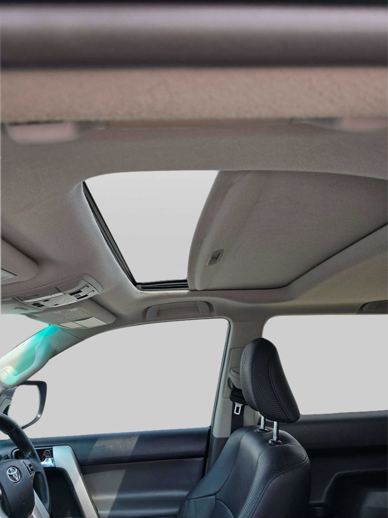 Toyota Prado 4x4 Diesel 3.0L Right Hand Drive (Export Only)