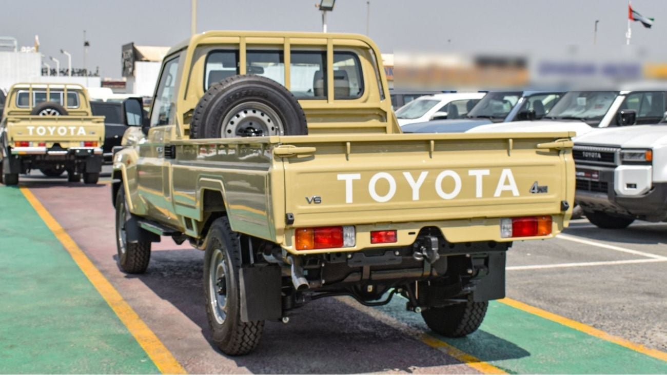 Toyota Land Cruiser Pick Up 4.0L V6 M/T