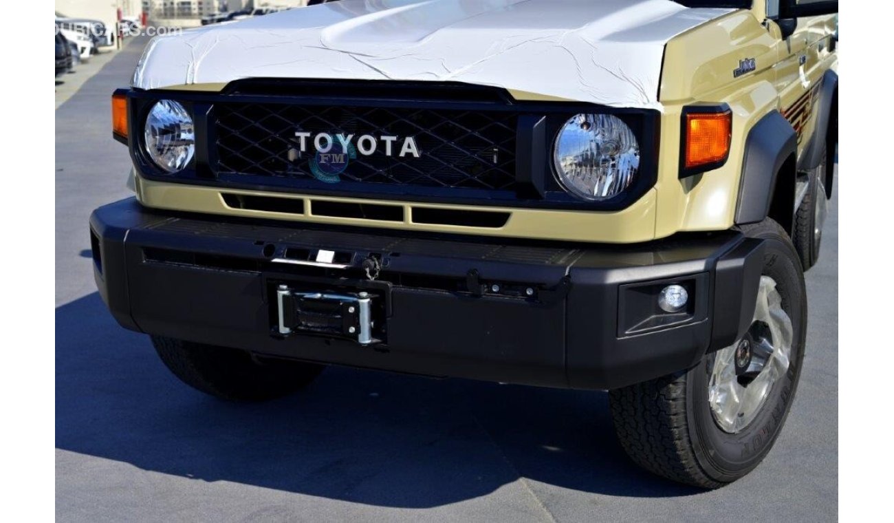 Toyota Land Cruiser Hard Top 76 LX-G