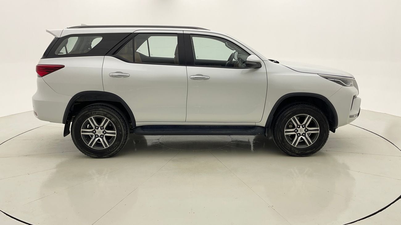 تويوتا فورتونر EXR 2.7 | بدون دفعة مقدمة | اختبار القيادة في المنزل