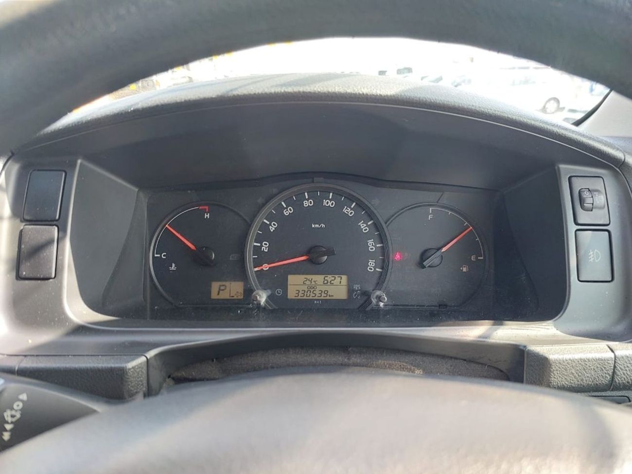 تويوتا هاياس TOYOTA HIACE VAN RHD 2015 MODEL 3.0 L DIESEL AUTOMATIC(PM16253)