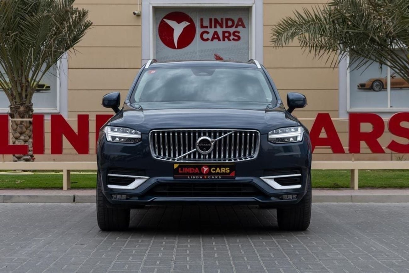 Volvo XC90 B5 2.0T Volvo XC90 B5 Plus Bright 2023 GCC under Agency Warranty with Flexible Down-Payment.