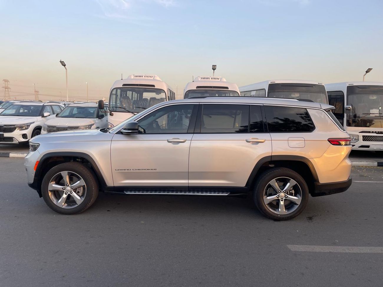 Jeep Grand Cherokee 2022 JEEP GRAND CHEROKEE