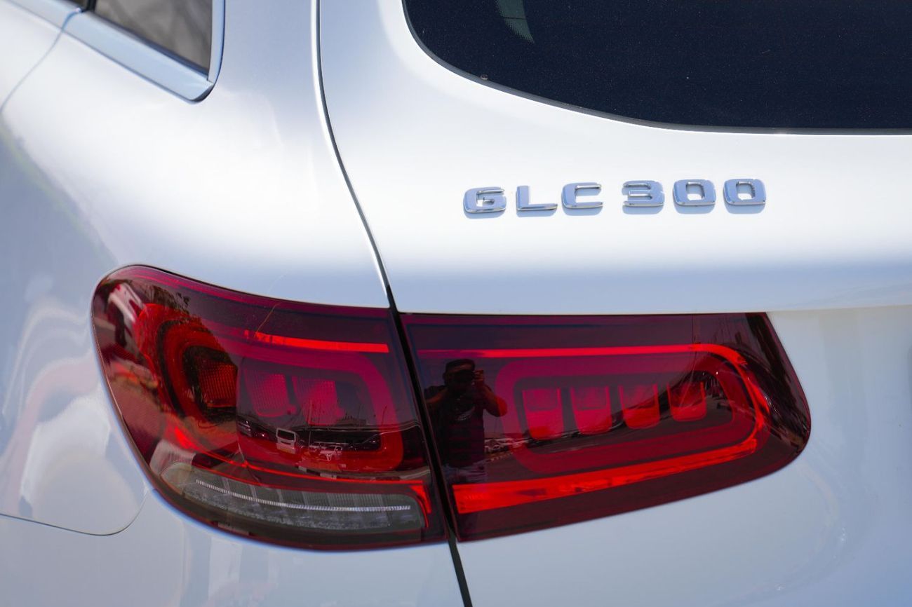 Mercedes Benz GLC 300 AMG