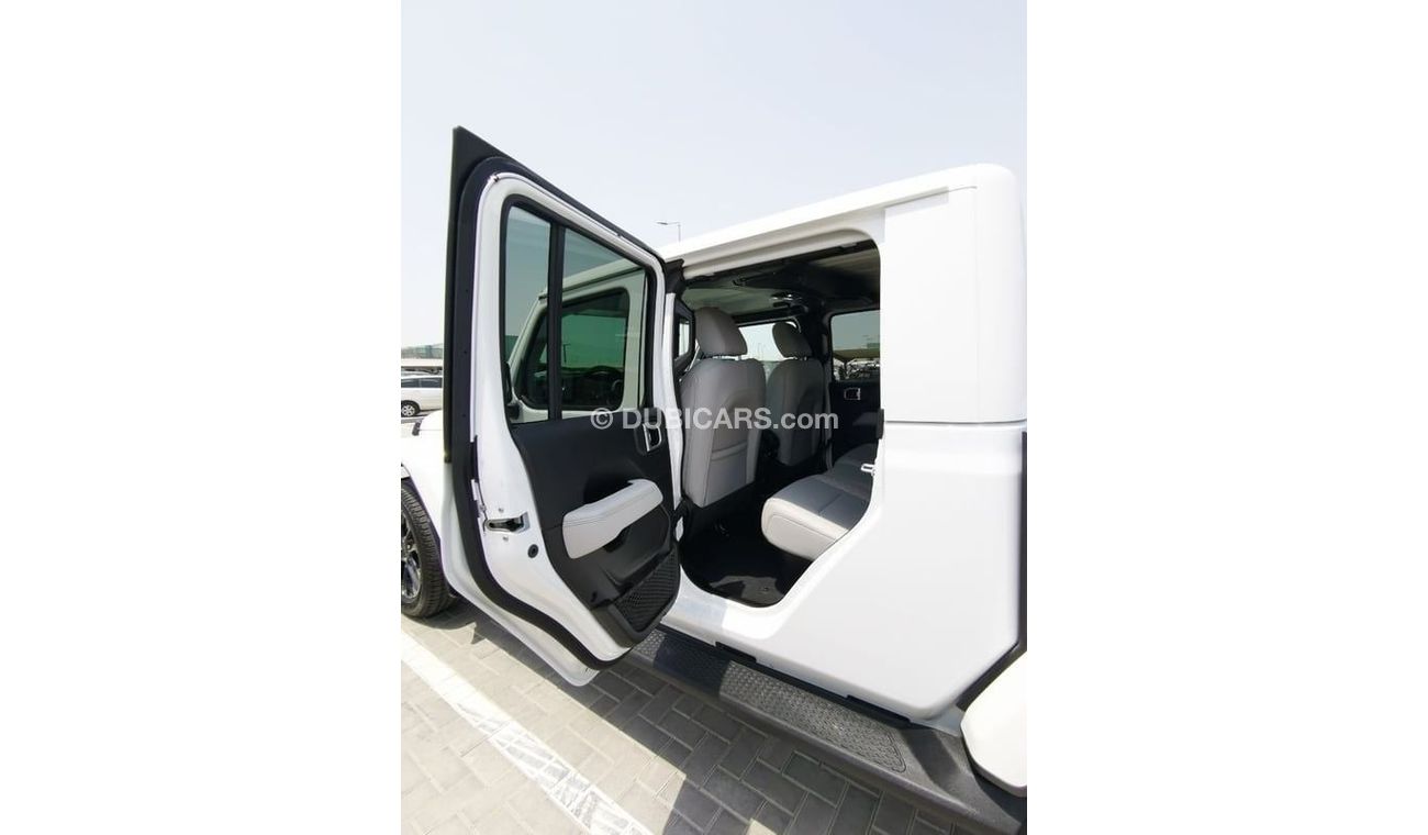 جيب جلادياتور Jeep Gladiator - 2023 - White