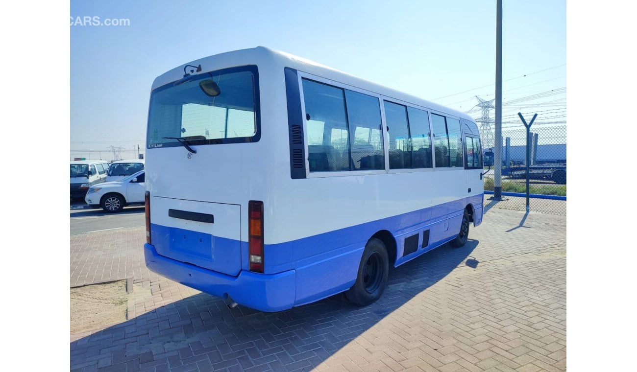 نيسان سيفيليان BVW41-000957 || M/T  || CC 4200 || RIGHT HAND DRIVE ||| ONLY FOR EXPORT.