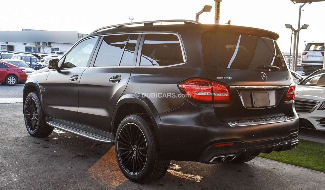 مرسيدس بنز GLS 63 AMG