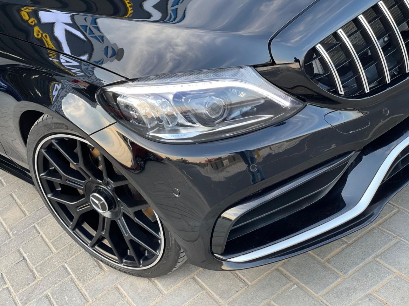 Mercedes Benz C300 AMG Pack 2.0L 2.0L V4 / C63 ///AMG KIT / IN PERFECT CONDITION / LOW MILEAGE