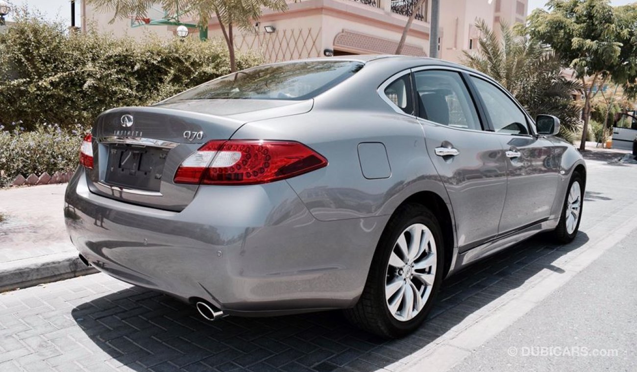 إنفينيتي Q70 3.7