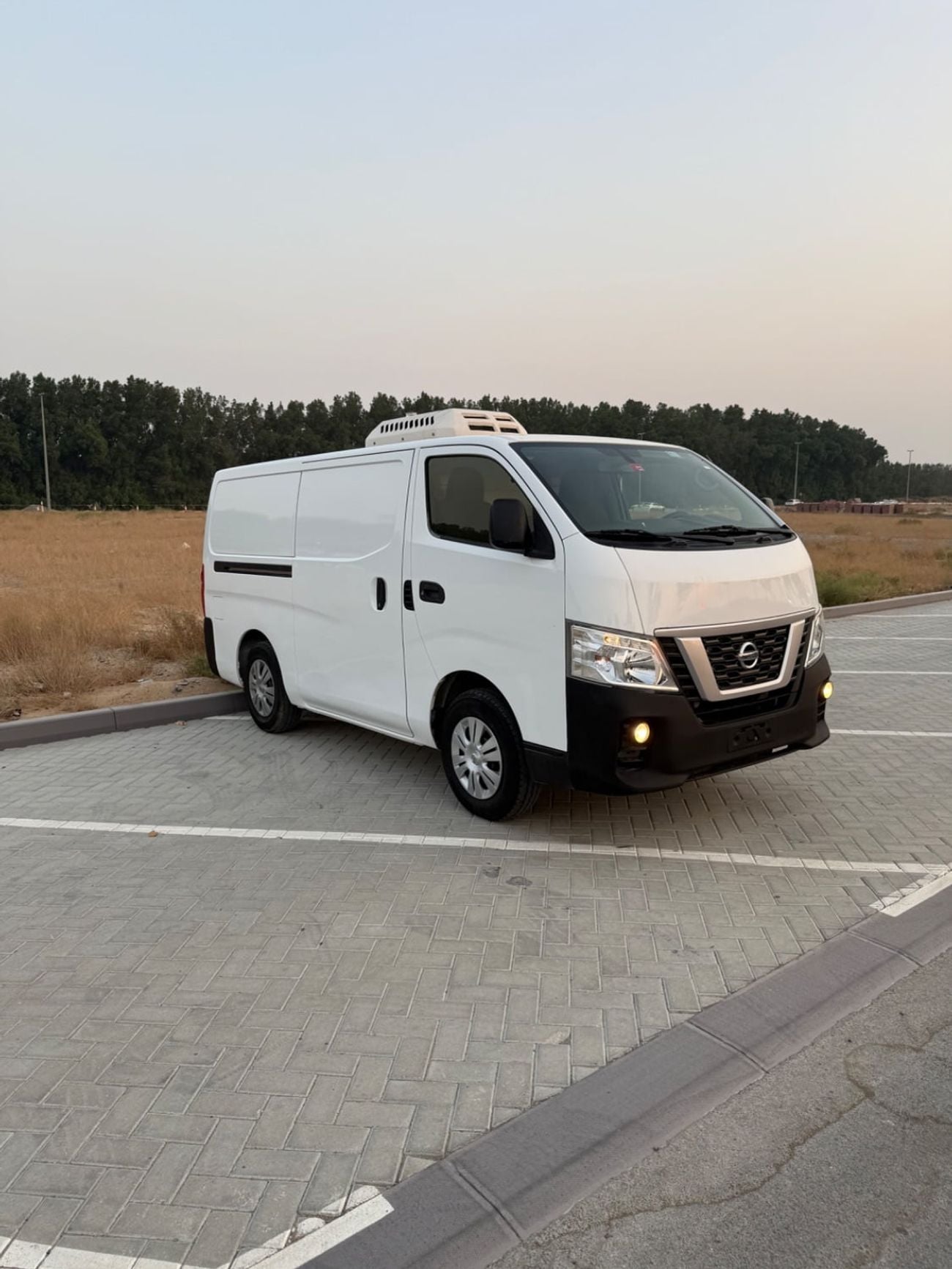 Nissan Urvan STANDARD Nissan Urvan 2021 Automatic