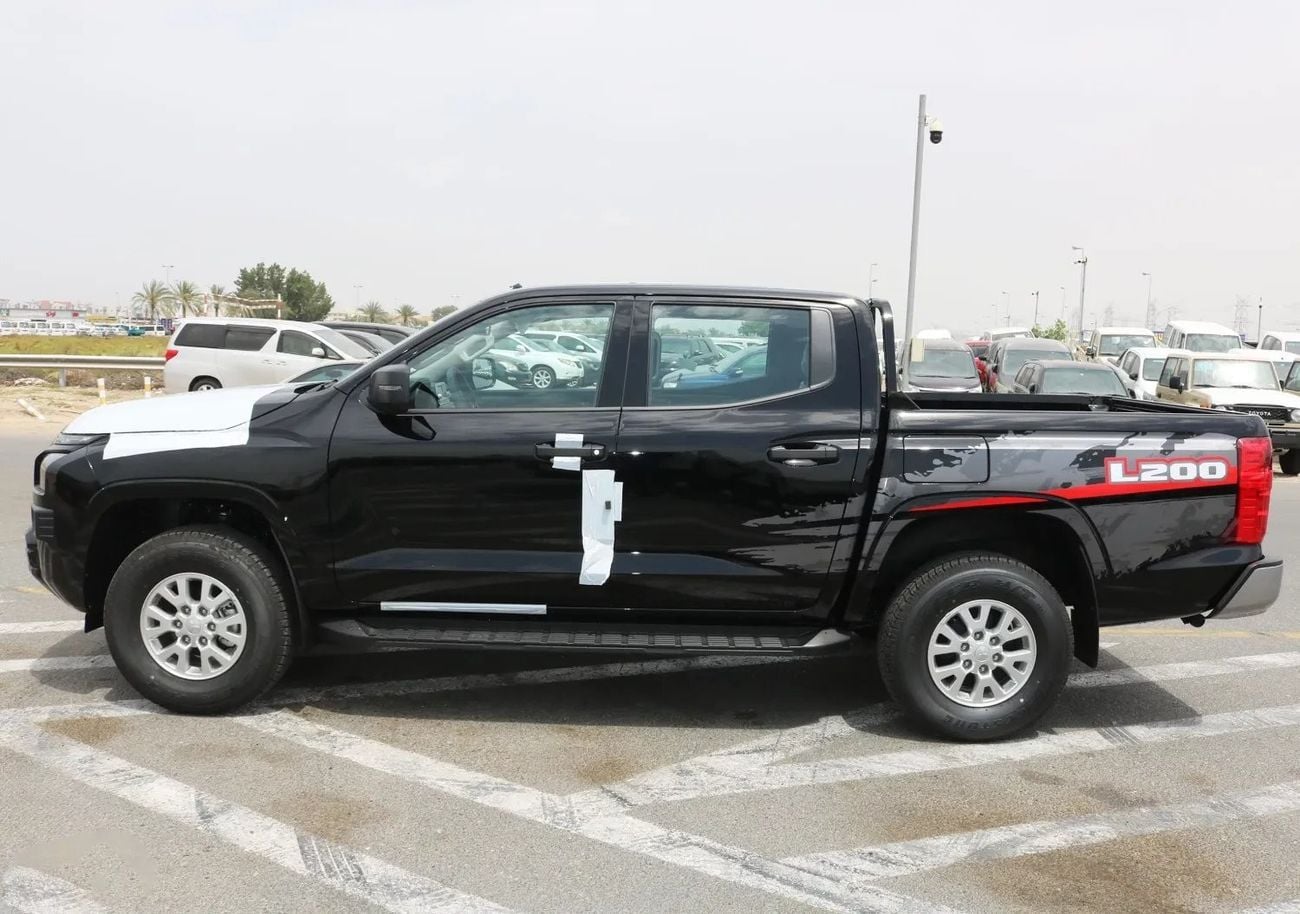 Mitsubishi L200 Triton GLX 4WD 2.4L Petrol MT High Line