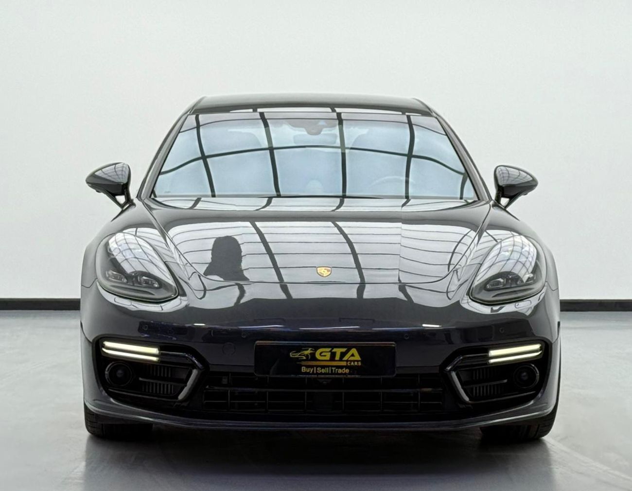 Porsche Panamera 4S Sport Turismo 3.0L (434 HP)