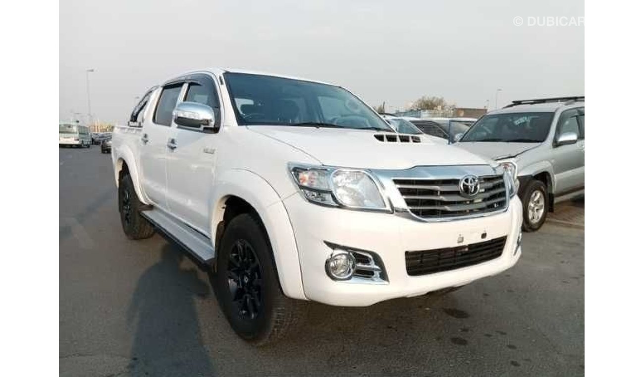 تويوتا هيلوكس TOYOTA HILUX PICK UP RIGHT HAND DRIVE (PM1158)