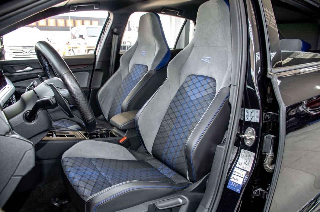 Volkswagen Golf STD Volkswagen Golf R 2022 GCC specs