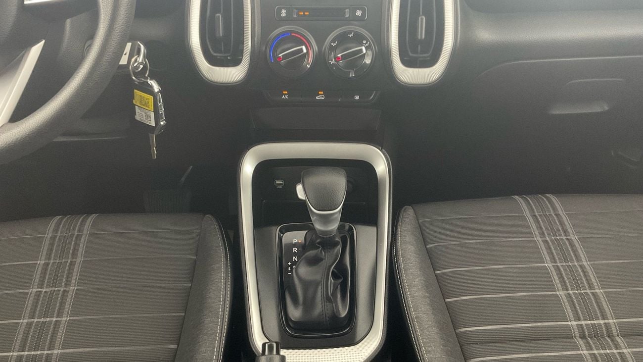 Kia Sonet EX STD | upto AED 20,000 Ramadan Discount | Guaranteed Warranty | 0 Down Payment