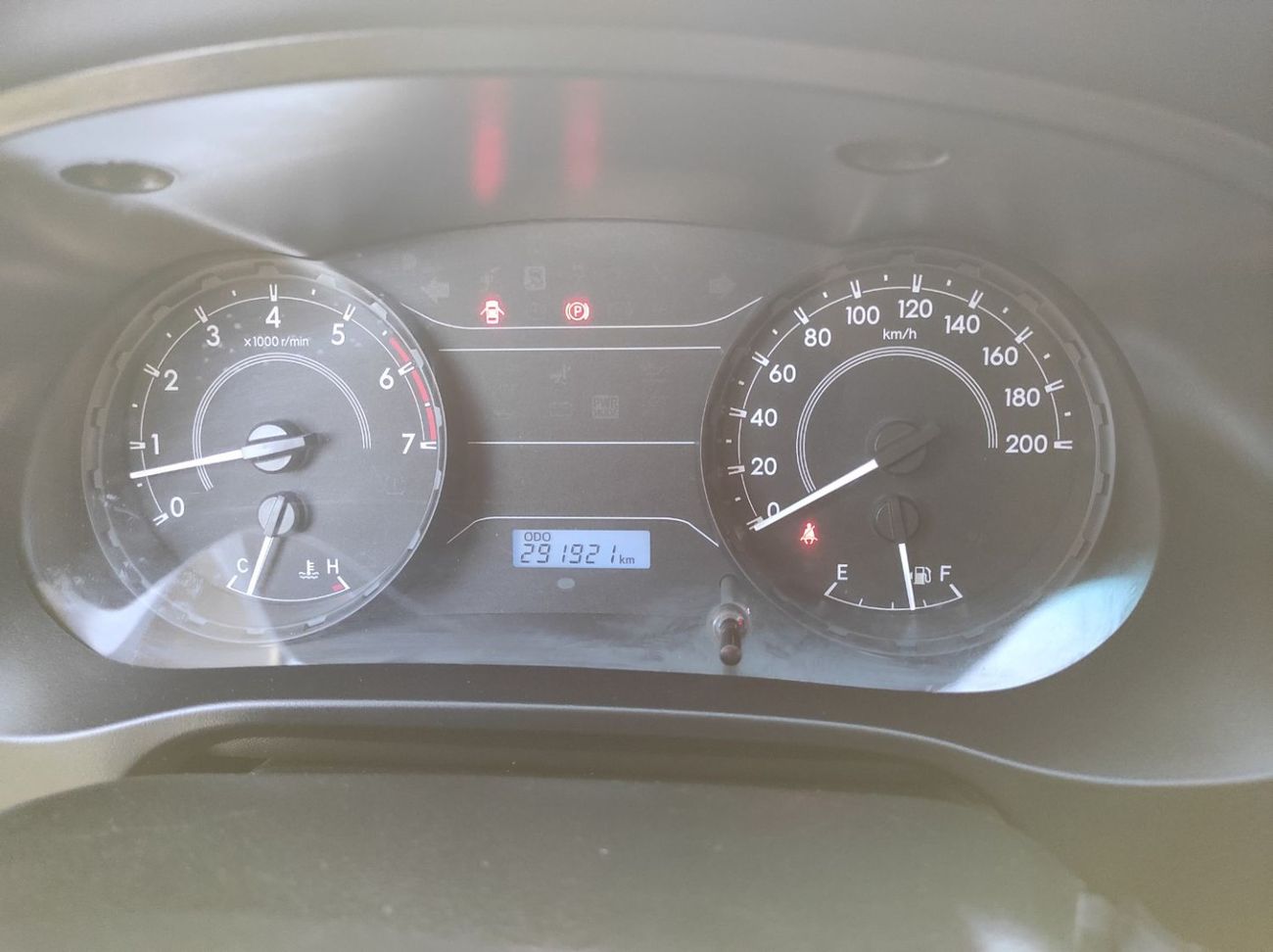 Toyota Hilux DLS 2.7L Toyota Hilux 2020 4×2 Full manual