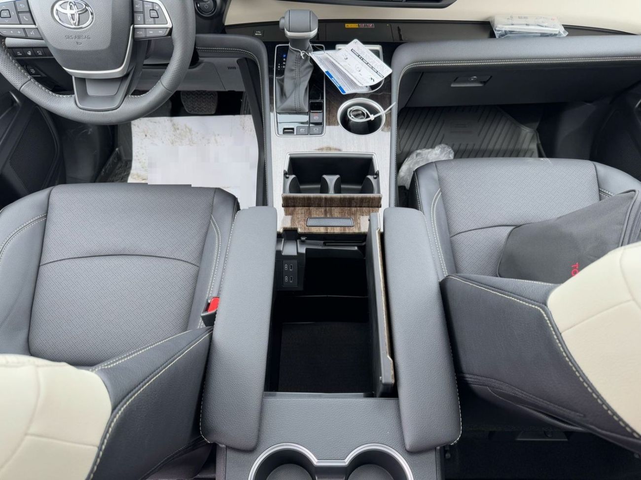 تويوتا سيينا 2025 Toyota Sienna 2.5L Hybrid Platinum Brand New