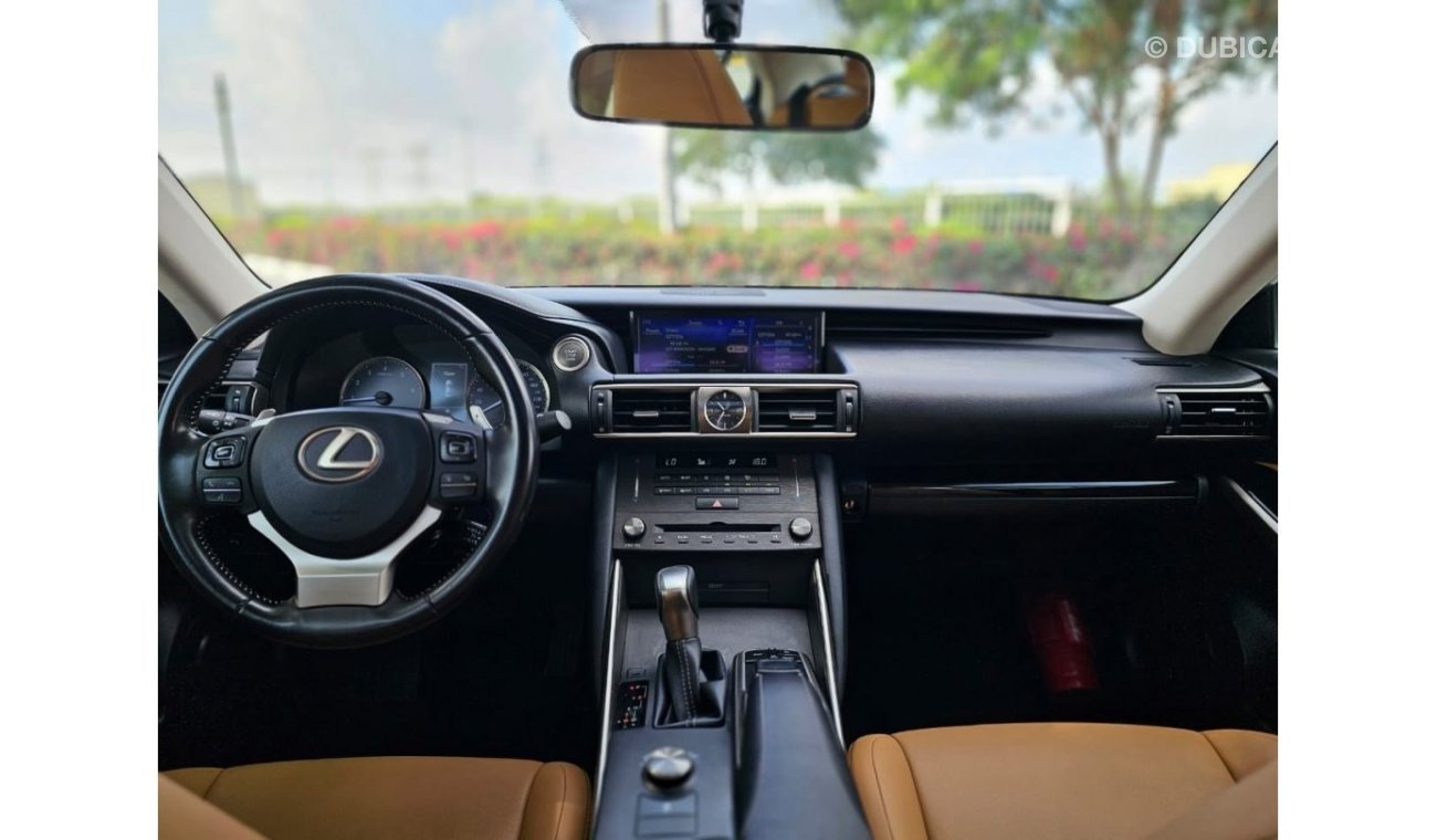 Lexus IS300 Premier GCC 2020 FULL OPTION UNDER WARRANTY V4 TWIN TURBO
