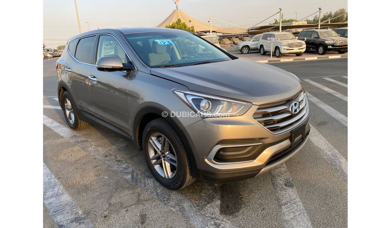 Hyundai Santa Fe 2018 HYUNDAI SANTAFE SPORT AWD / MID OPTION