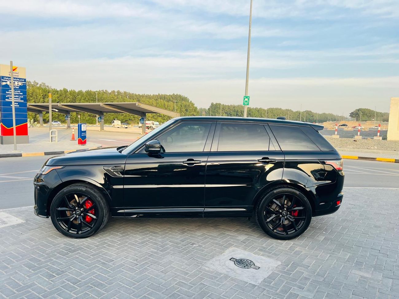 Land Rover Range Rover Sport SVR Carbon Edition 5.0L