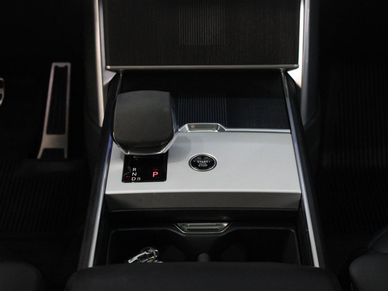 Land Rover Range Rover VOGUE P550e - Hybrid