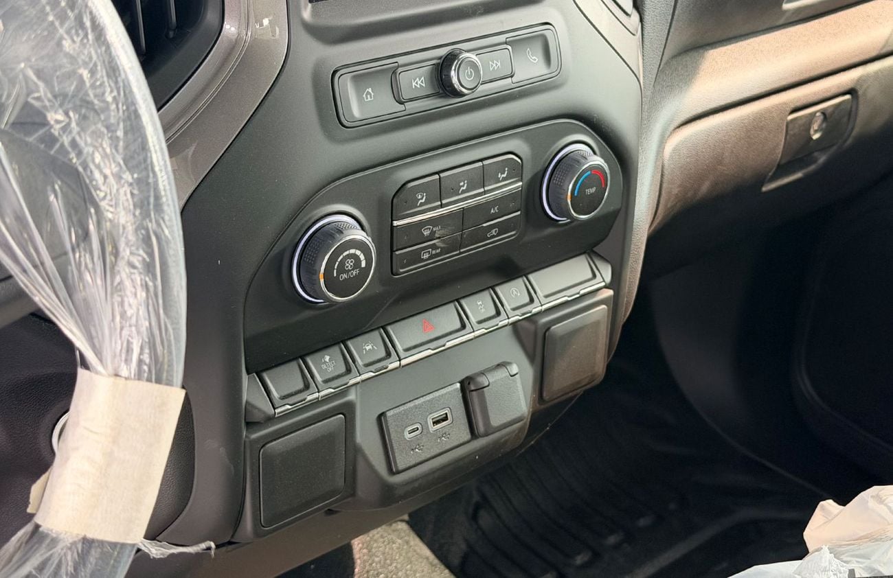 Chevrolet Silverado V8 5.3L AWD GCC Specification