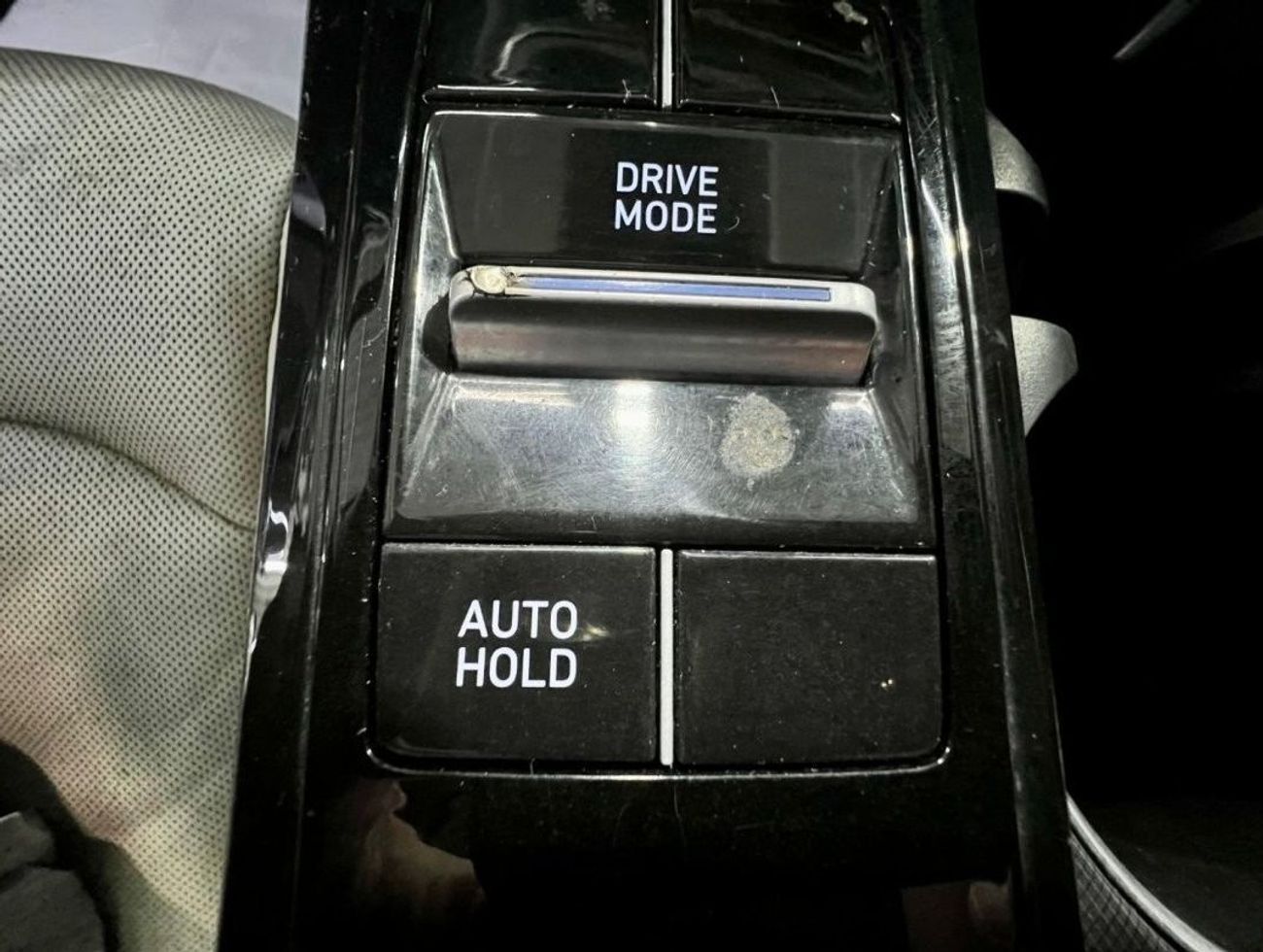 Hyundai Sonata Full option 2.5L